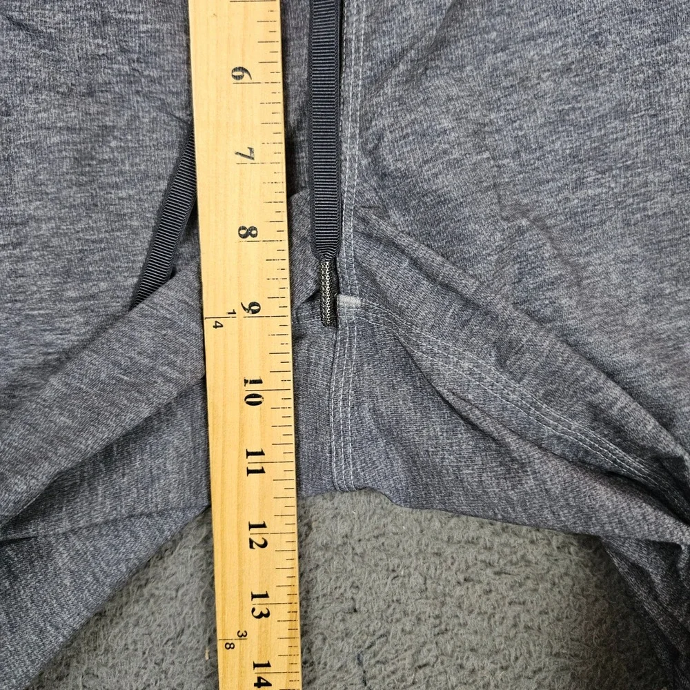 Lululemon Athletica Women 10 Gray Heathered Recycled Polyester Spandex Crops